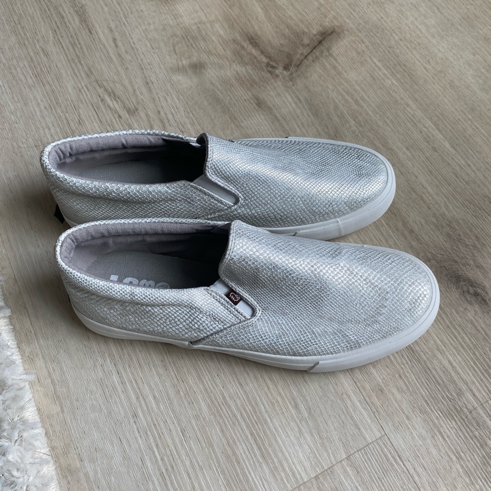 Lamo Piper White Snake Sneakers